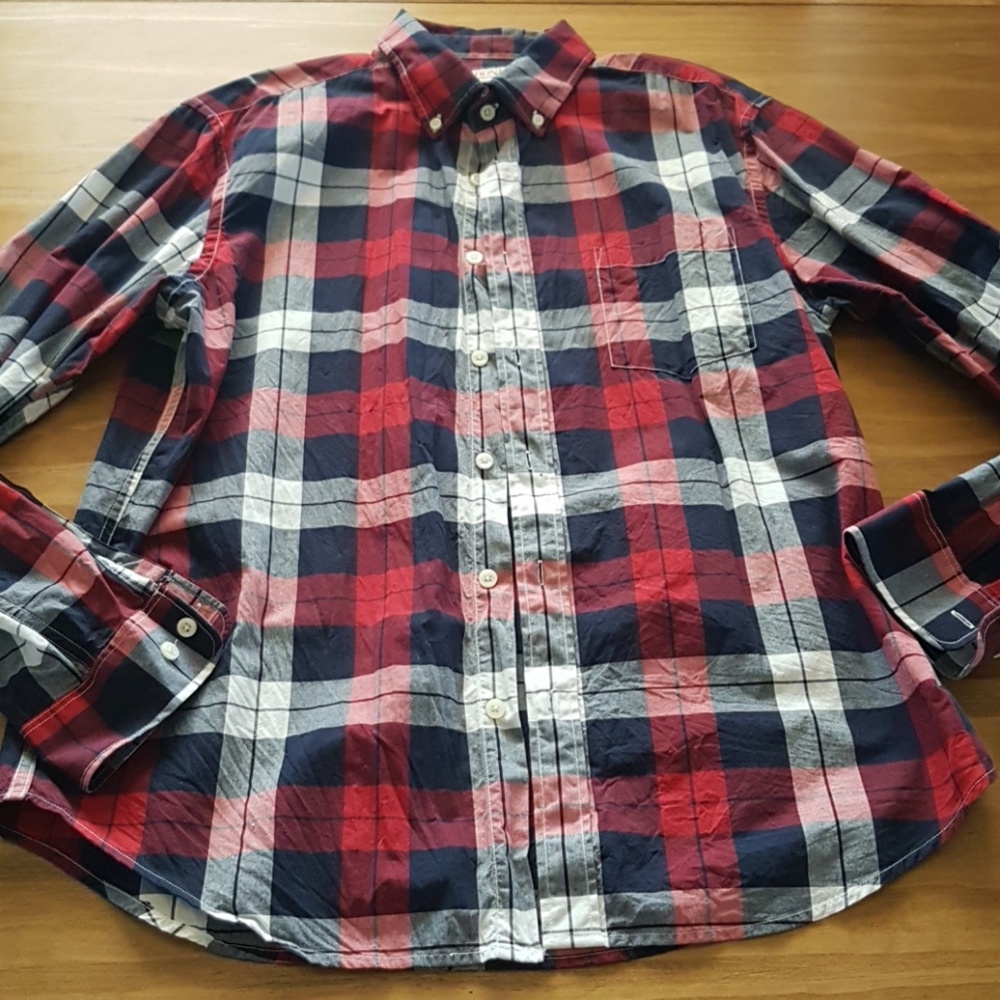 Plaid button up shirt L