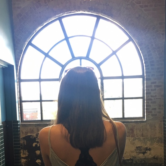 Meet your Posher, Caroline - Picture 1 of 1