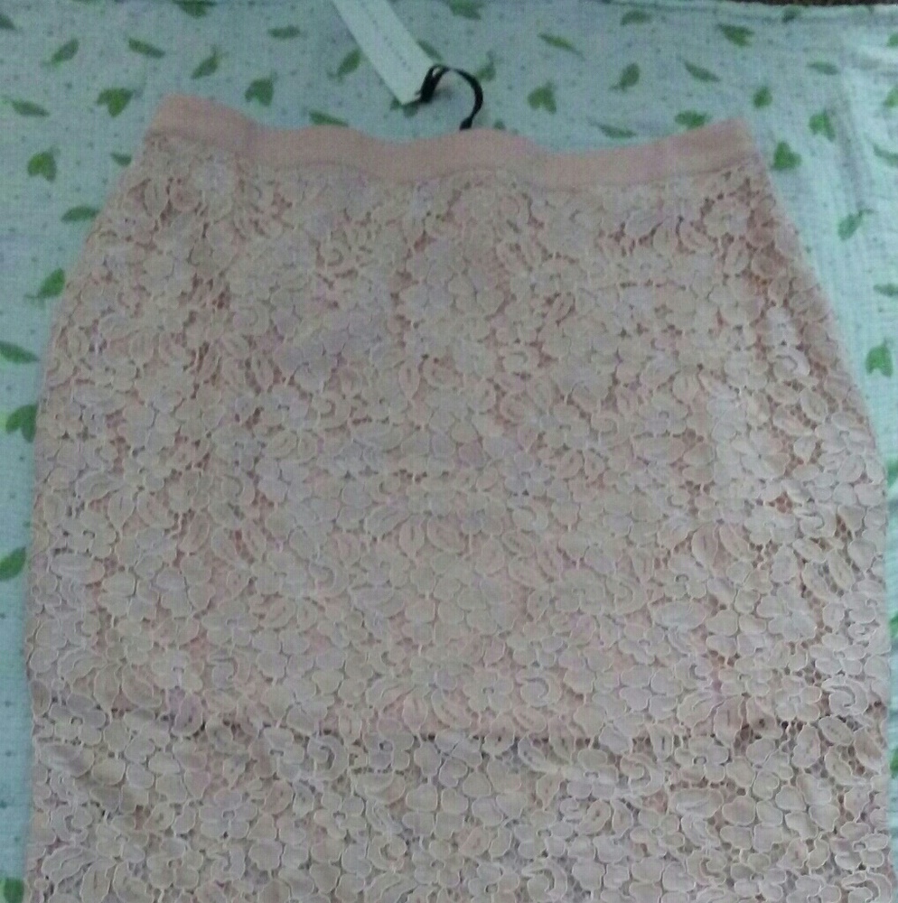 New Midi skirt