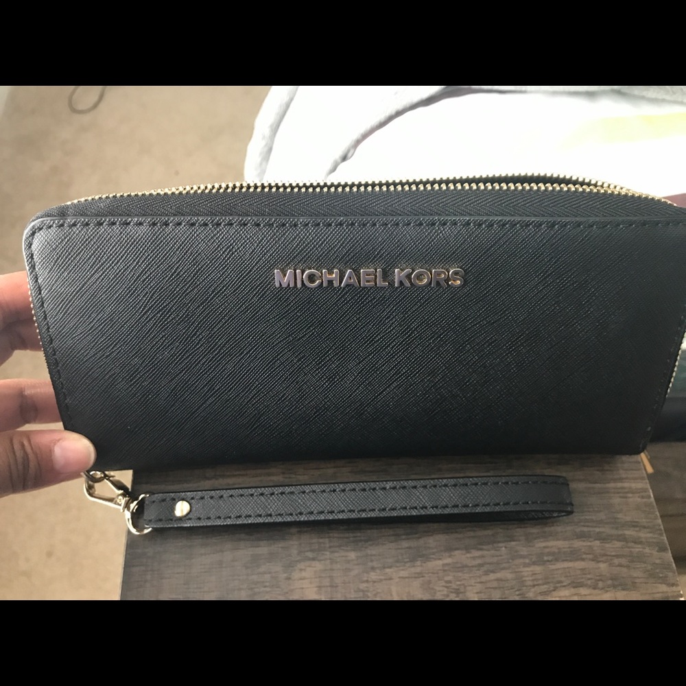 Michael Kors Full Sofiano leather wallet
