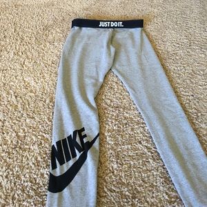 Nike leggings