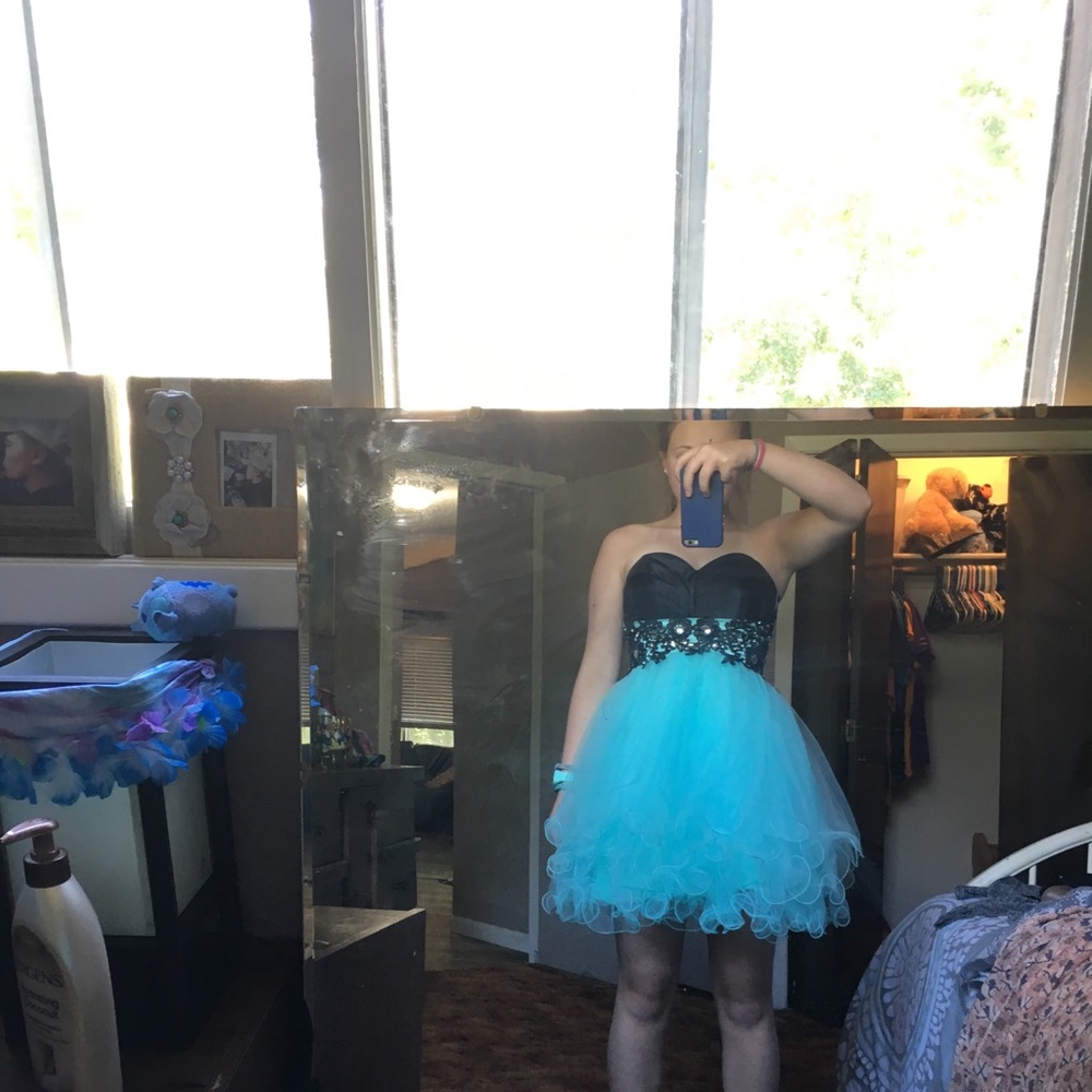 Short dress