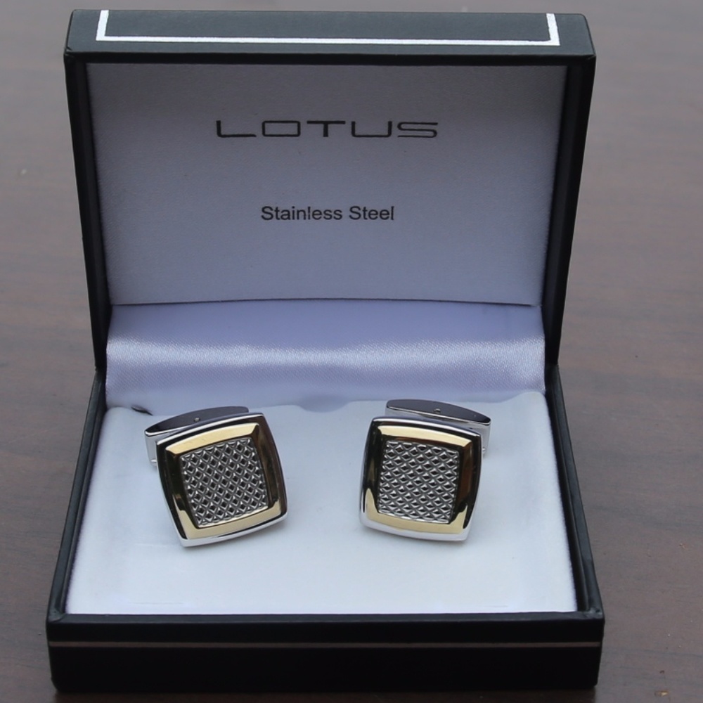 Lotus Silver Cufflinks