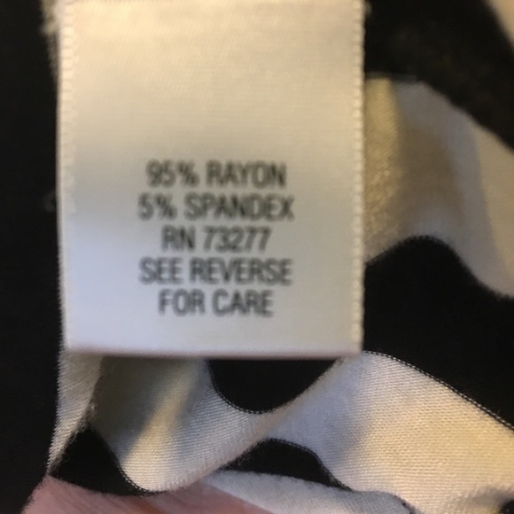 ELLE Med strip short sleeve shirt - Picture 7 of 7