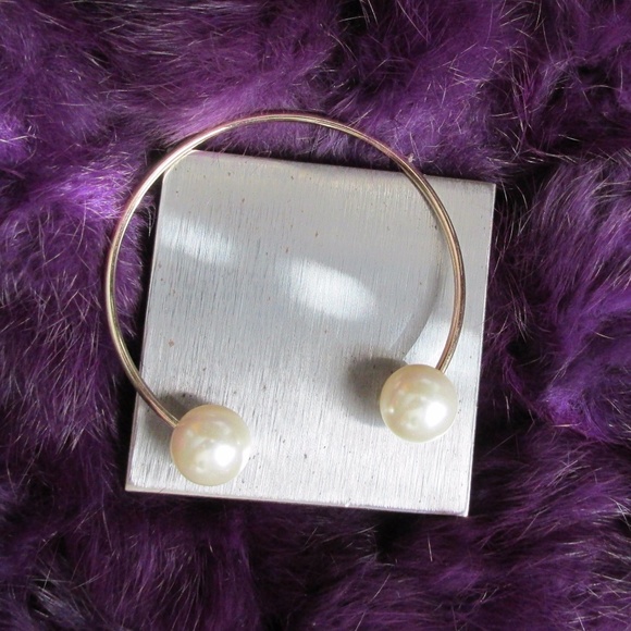 ADIA KIBUR Faux Pearl Open Ended Cuff NWT - Picture 2 of 4