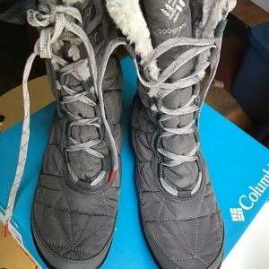 Columbia Women's Minx Mid II Omni Heat Boots