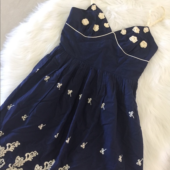 Navy Dress w/ Embroidered Flowers, size small - Picture 2 of 8
