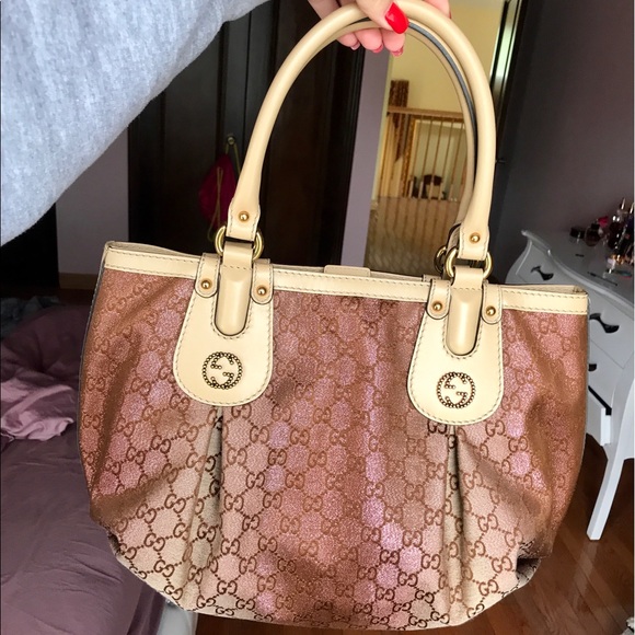 ‼️AUTHENTIC LIMITED EDITION GUCCI SCARLET TOTE‼️ - Picture 4 of 7