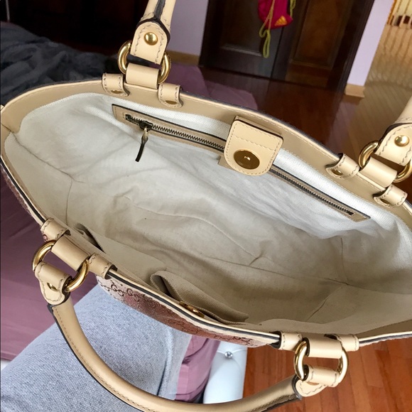 ‼️AUTHENTIC LIMITED EDITION GUCCI SCARLET TOTE‼️ - Picture 6 of 7