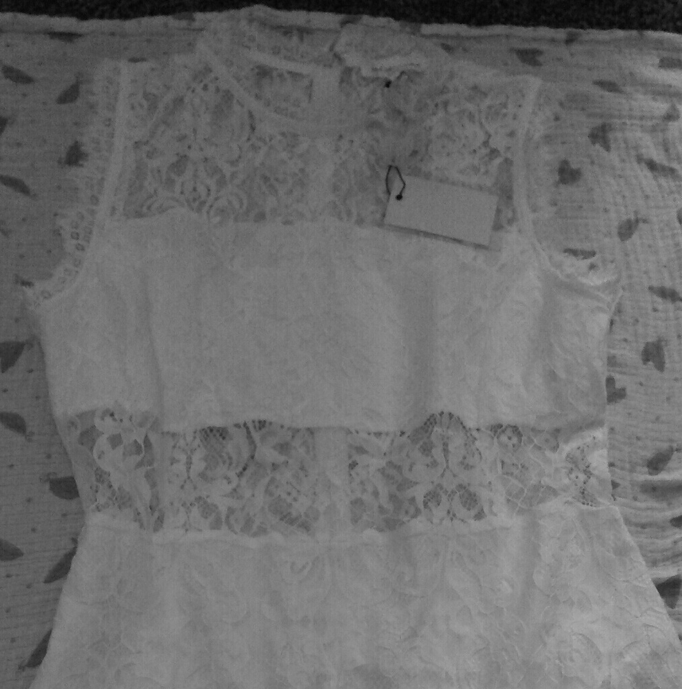 New White lace dress