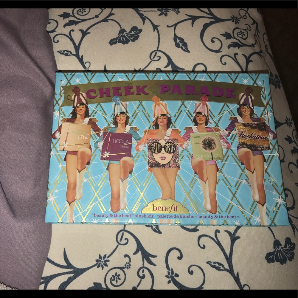 BLACK FRIDAY DROP! Benefit Cheek Parade Palette