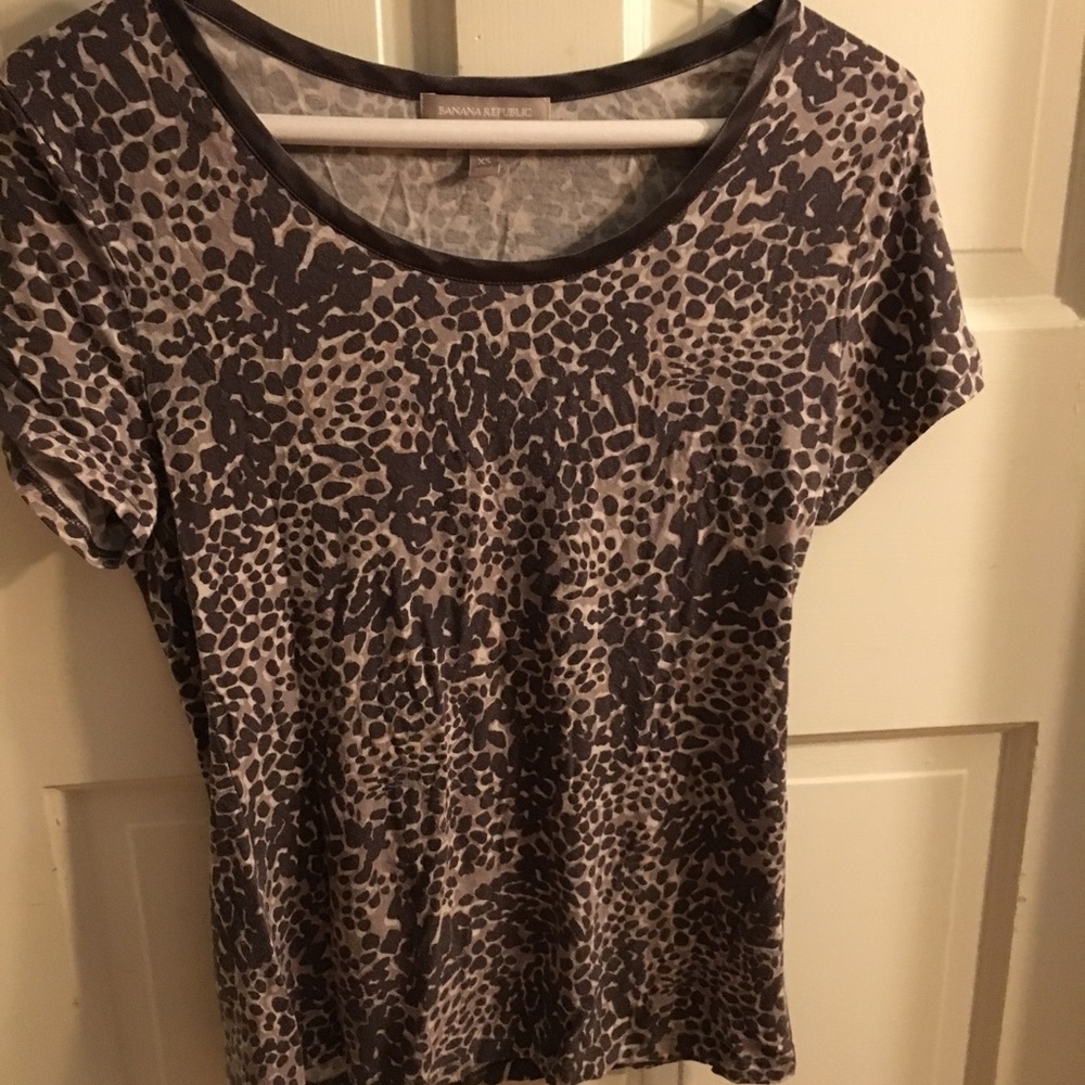 Banana republic cheetah shirt