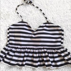 KORTNI JEANE sweetheart peplum top