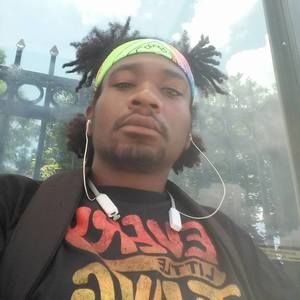 Meet your Posher, Aaron