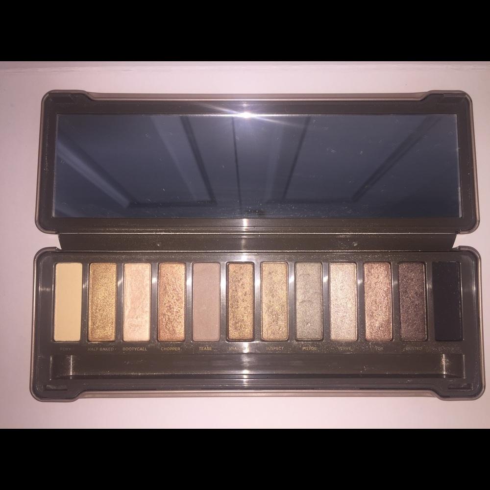 Urban Decay Naked2 Eyeshadow Palette
