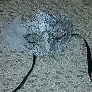 Masquerade mask