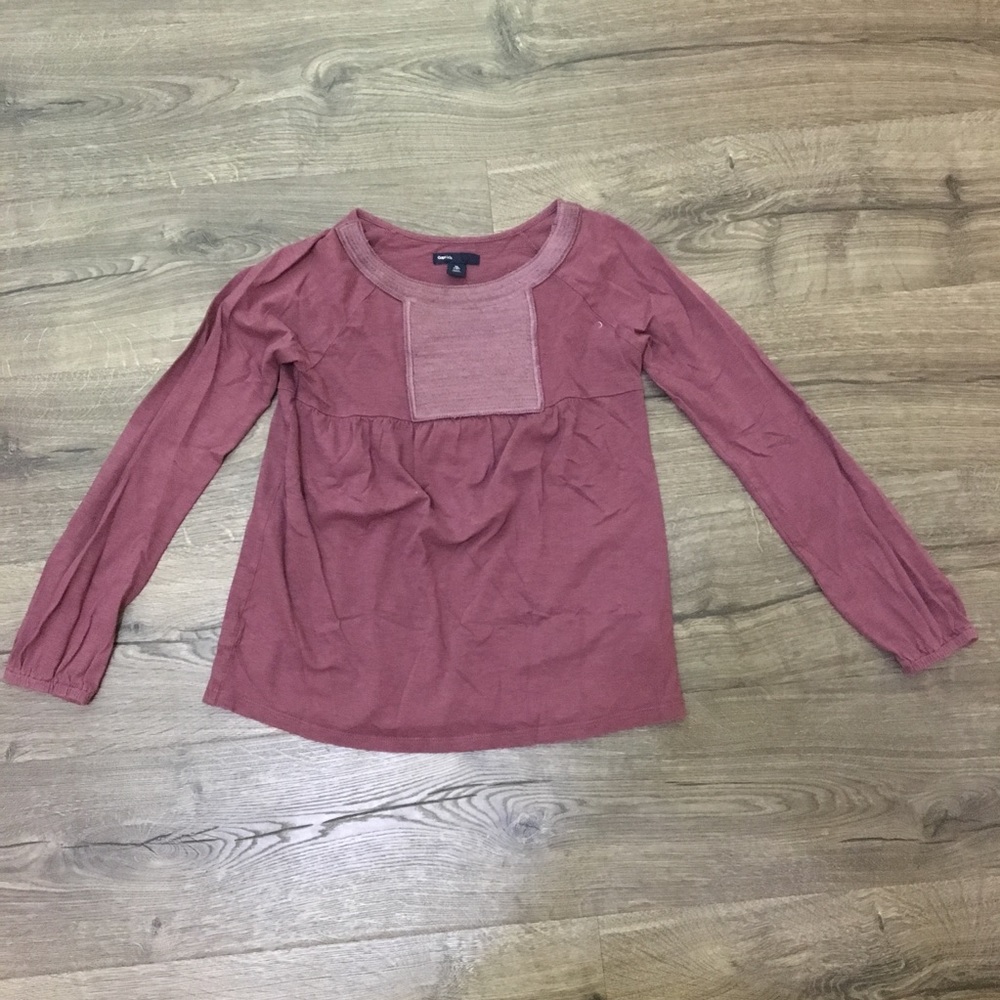 Long sleeved tee shirt