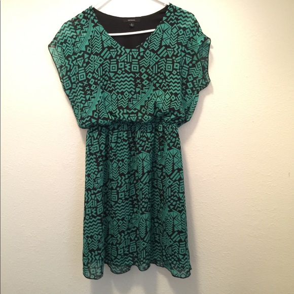 Dress - Picture 1 of 2