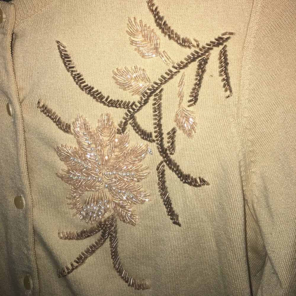 Cardigan - Picture 2 of 5