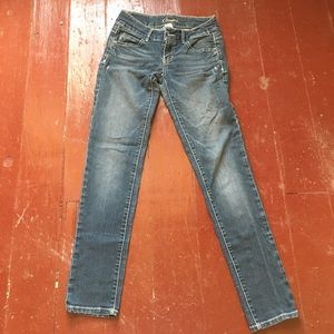 Candie's size 3 skinny jeans
