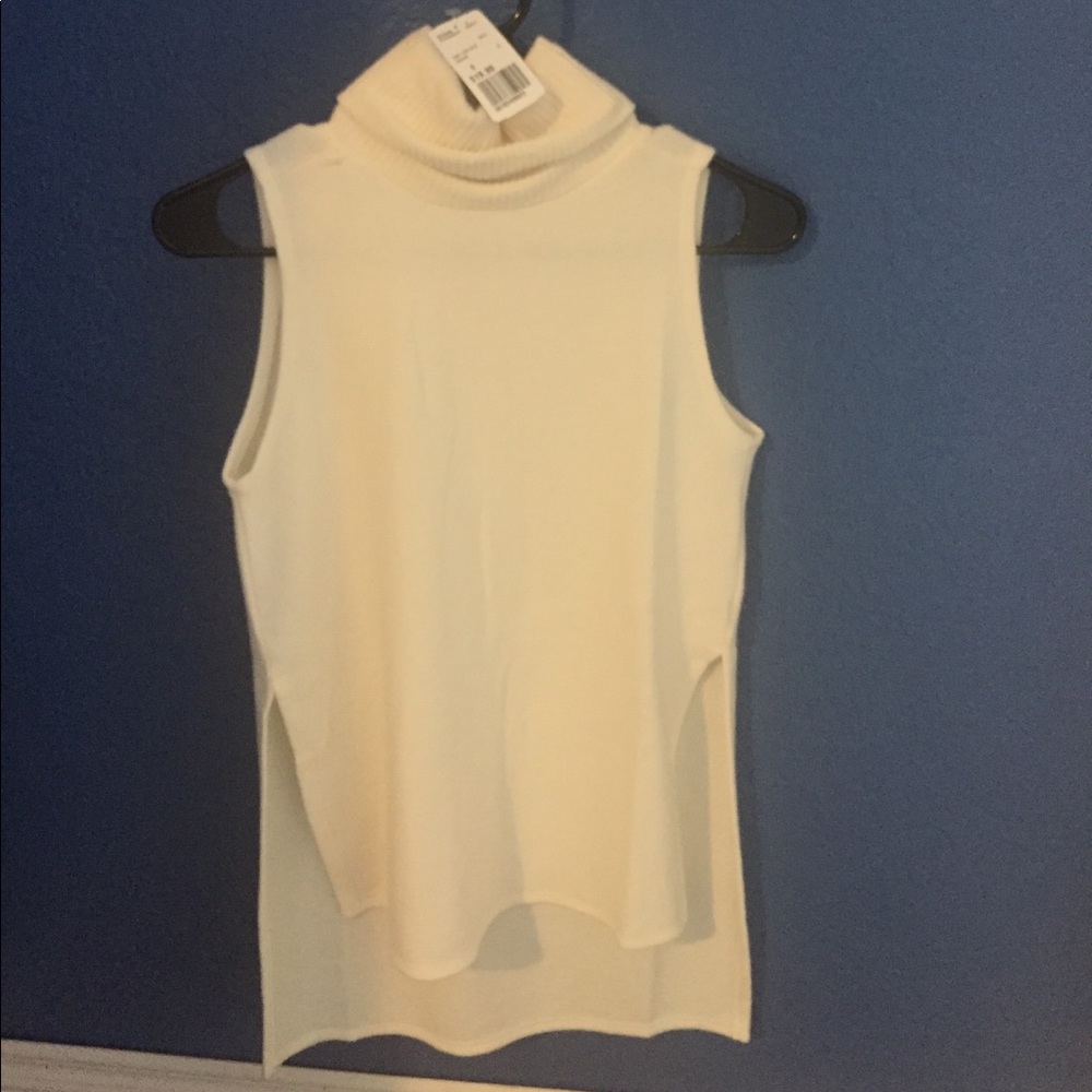 NWT cream turtleneck tunic