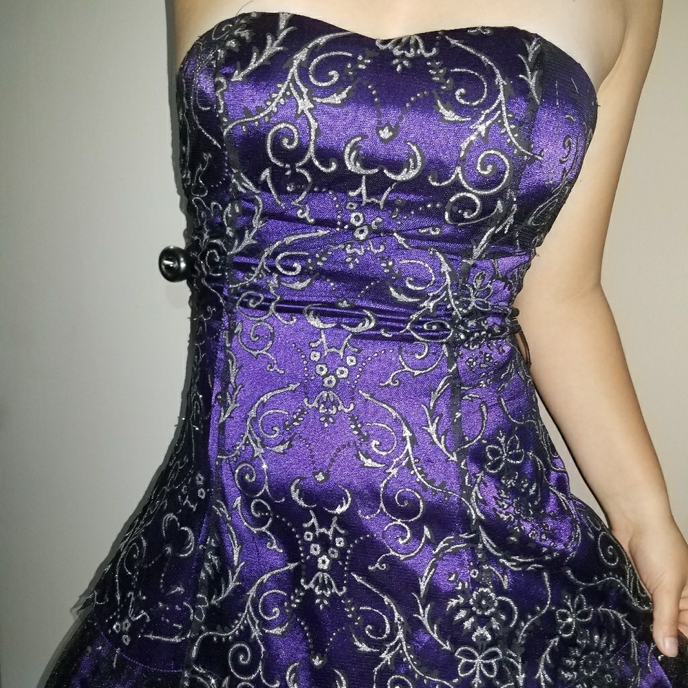 Strapless Short prom dress