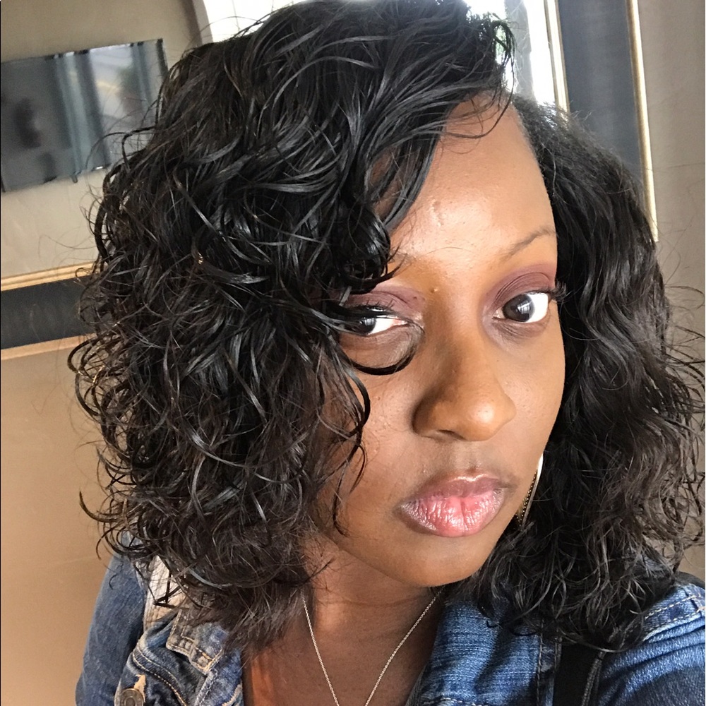 Meet your Posher, Nerissa