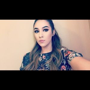 Meet your Posher, Jasmine