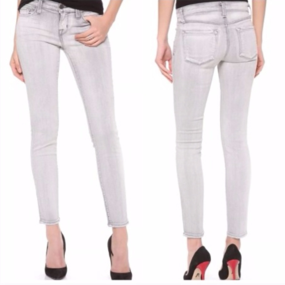 J BRAND 910 SKINNY JEANS IN BORDERLINE GRAY