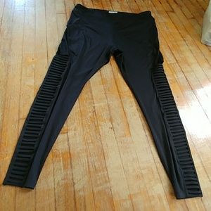 Forever 21+ Black Leggings (worn once)