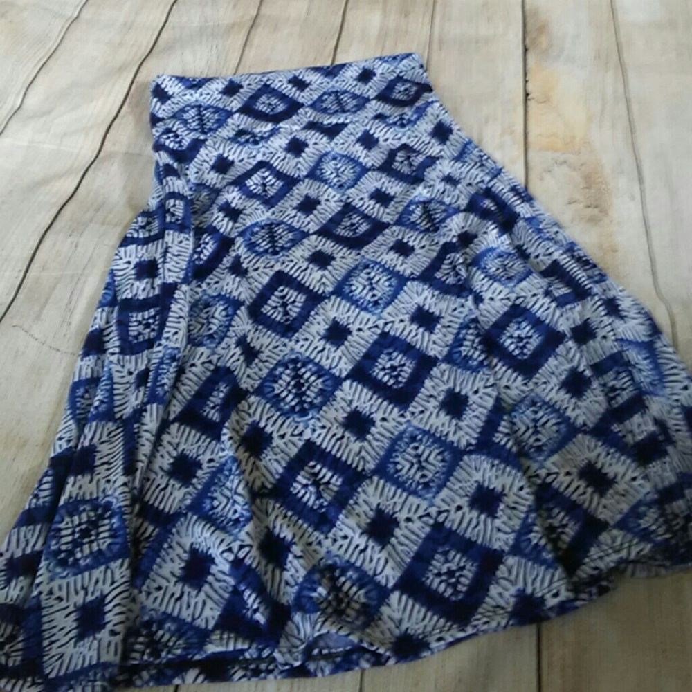 Lularoe Azure Size Small Blue/White