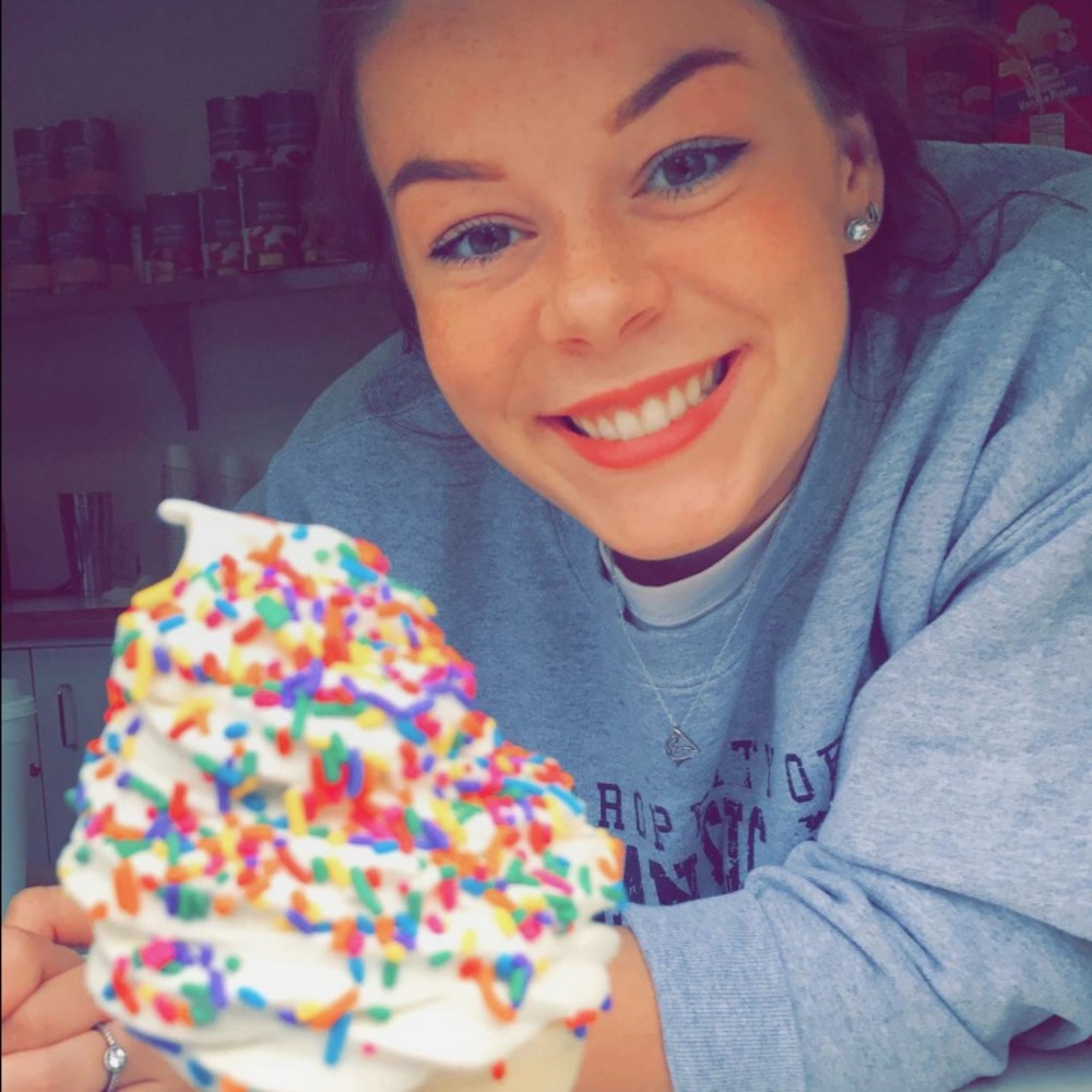 Meet your Posher, Kelly