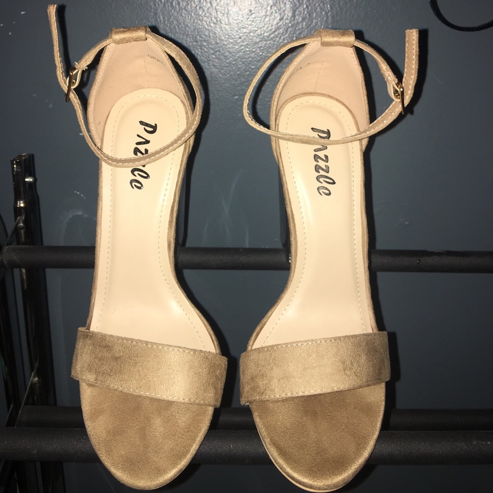 Pazzle Block Heels