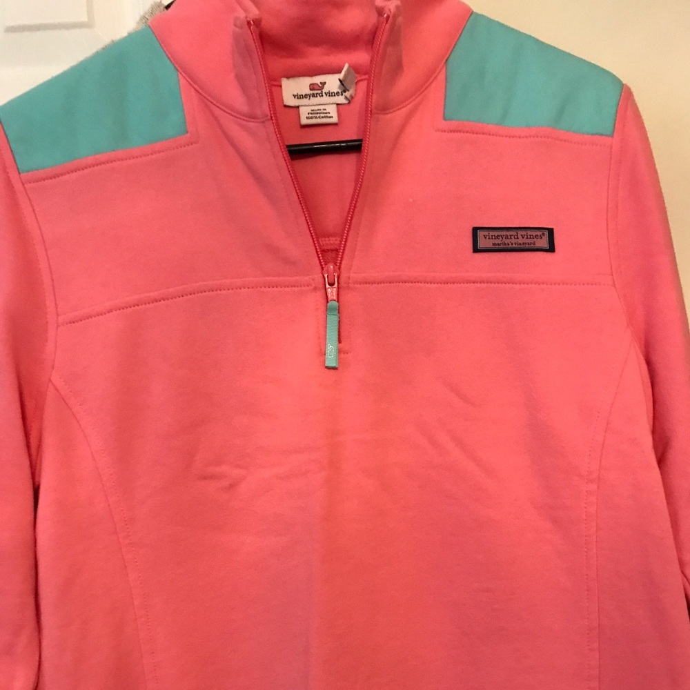 MEDIUM Vineyard Vines Pullover