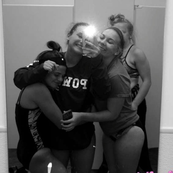 Meet your Posher, Meg - Picture 1 of 1