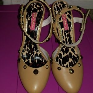 Betsy Johnson heels