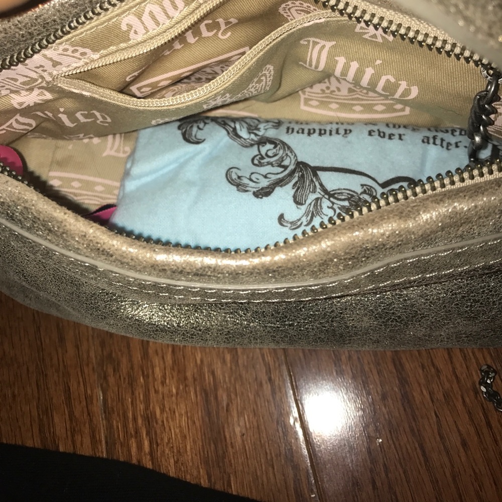 Handbag - Picture 3 of 3