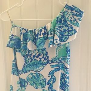 Lilly Pulitzer Neveah one shoulder shirt