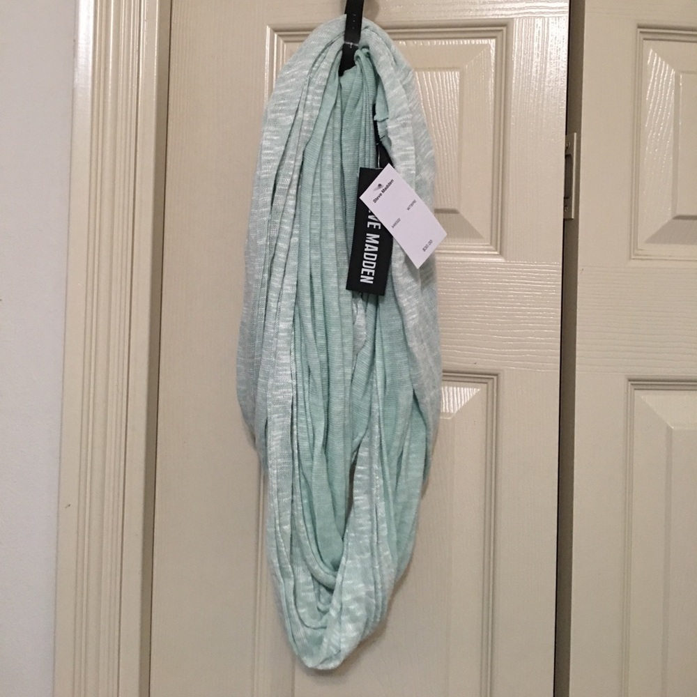 Steve Madden infinity scarf