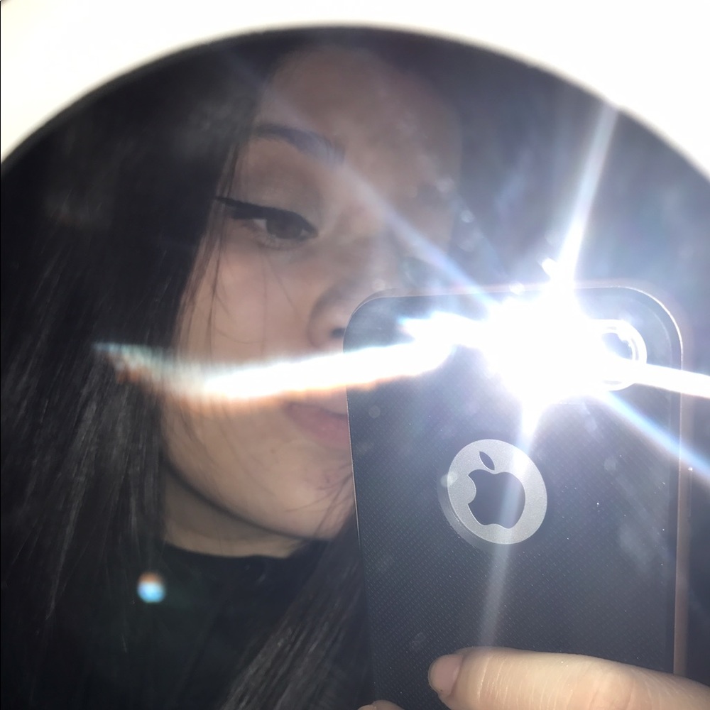 Meet your Posher, Yulissa