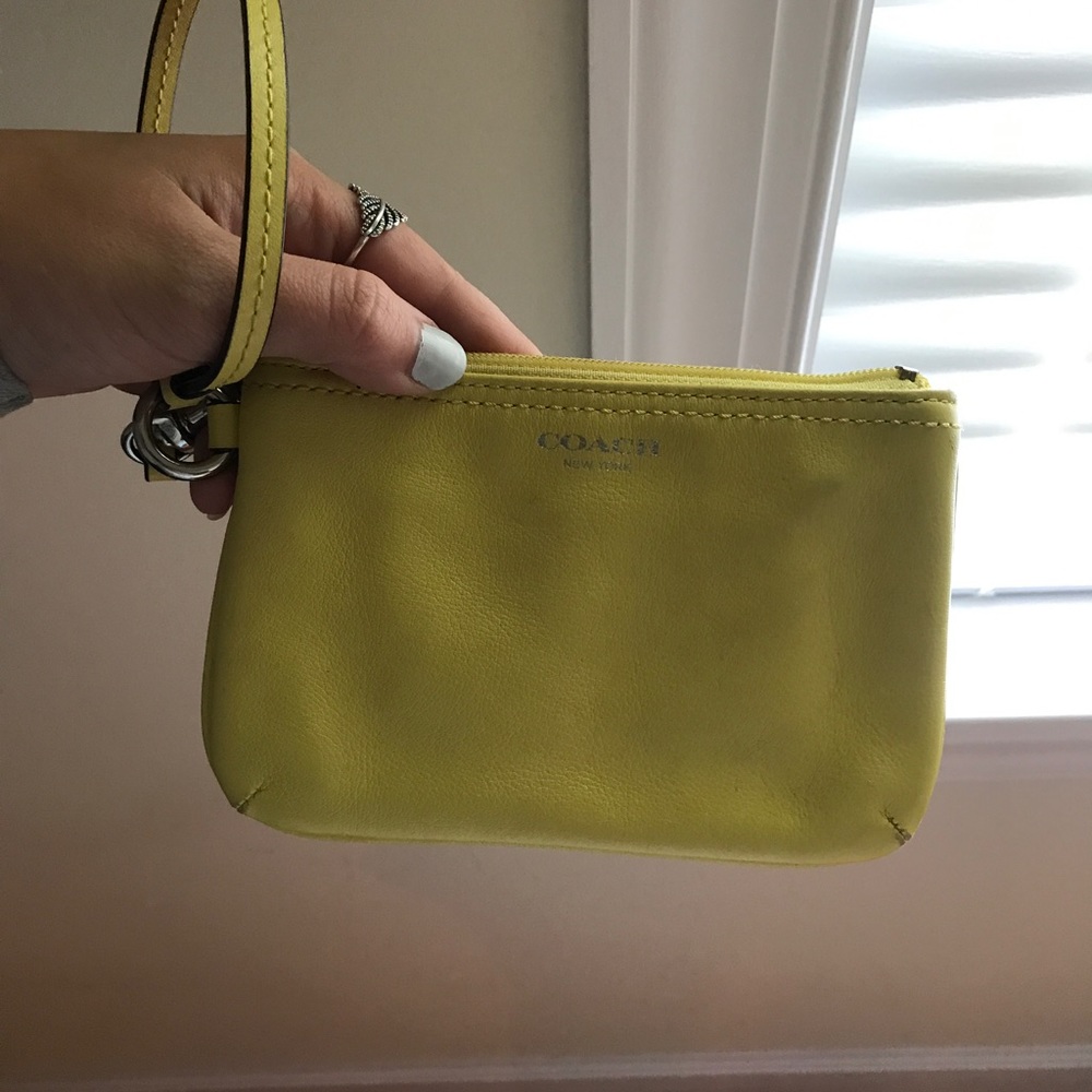 AUTHENTIC Coach Wristlet