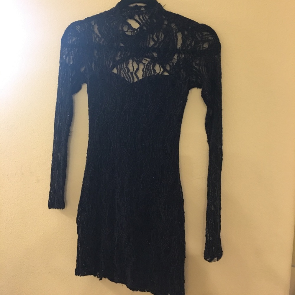 FOREIGN EXCHANGE blue long sleeve lace dress