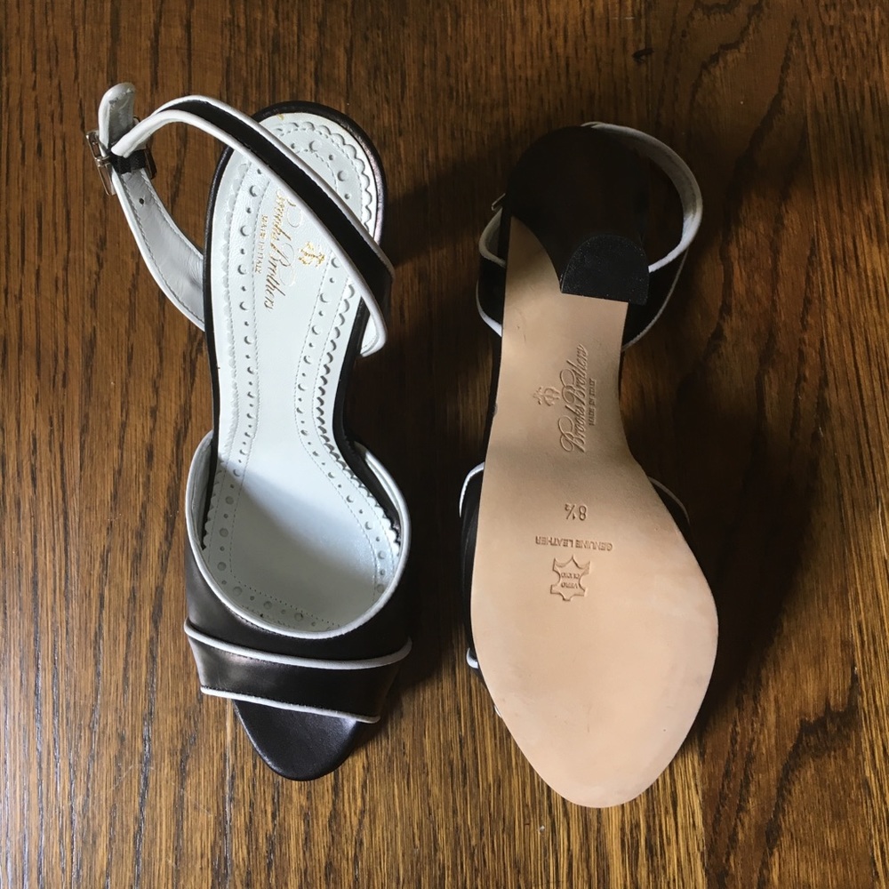 Brooks Brothers open-toed heels - Picture 3 of 3