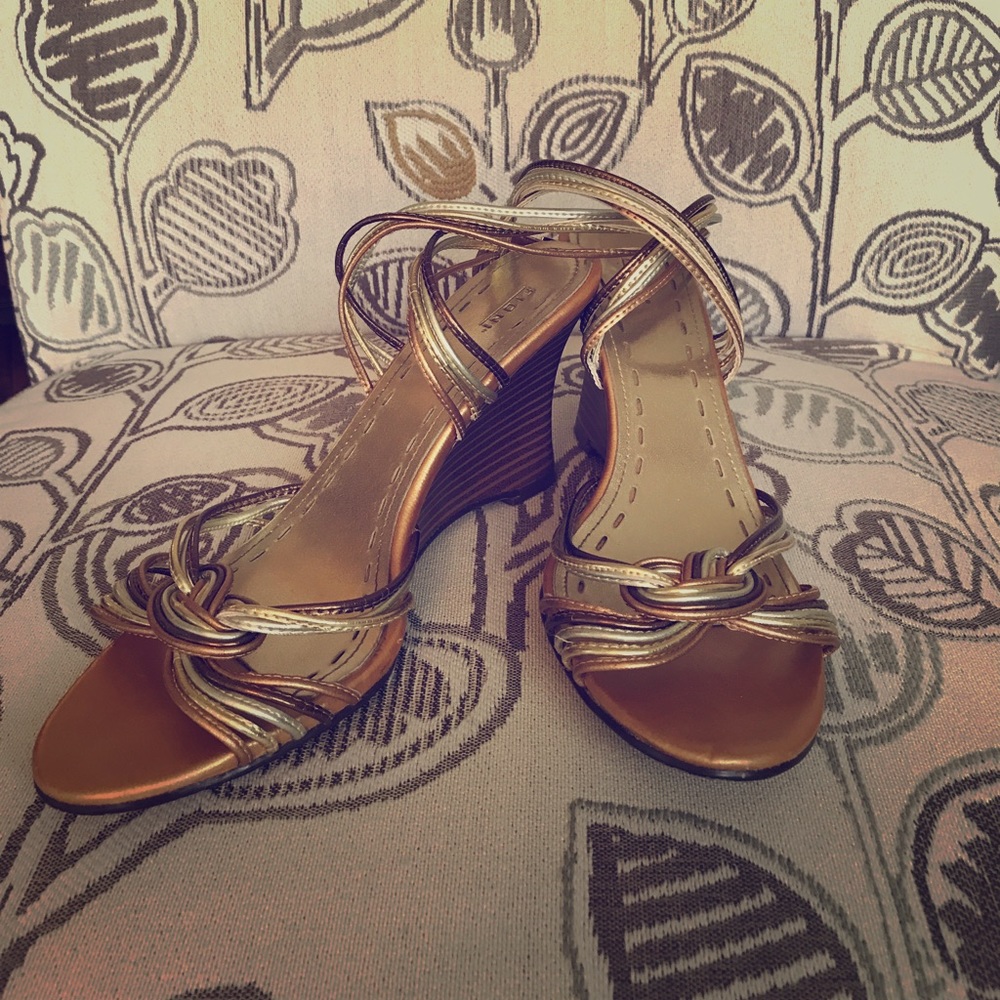 Fioni Strappy Metallic Wedges