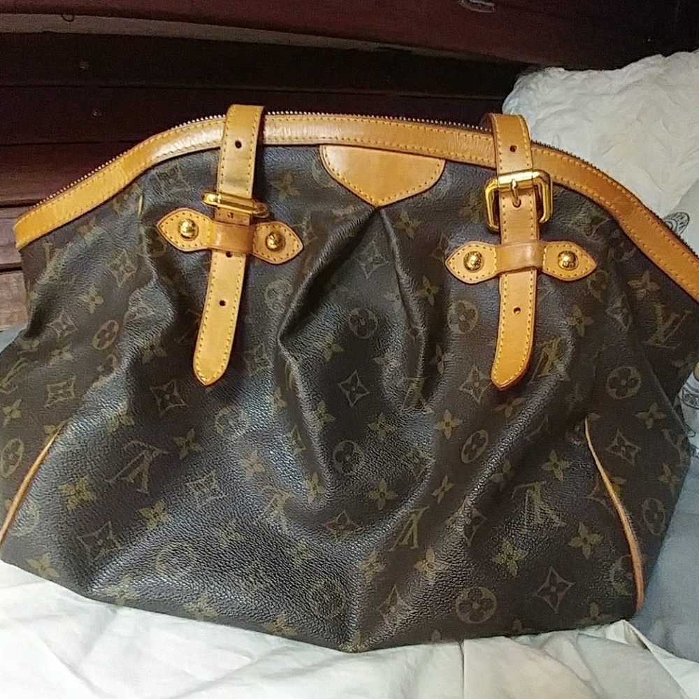 Louis Vuitton Tivoli GM