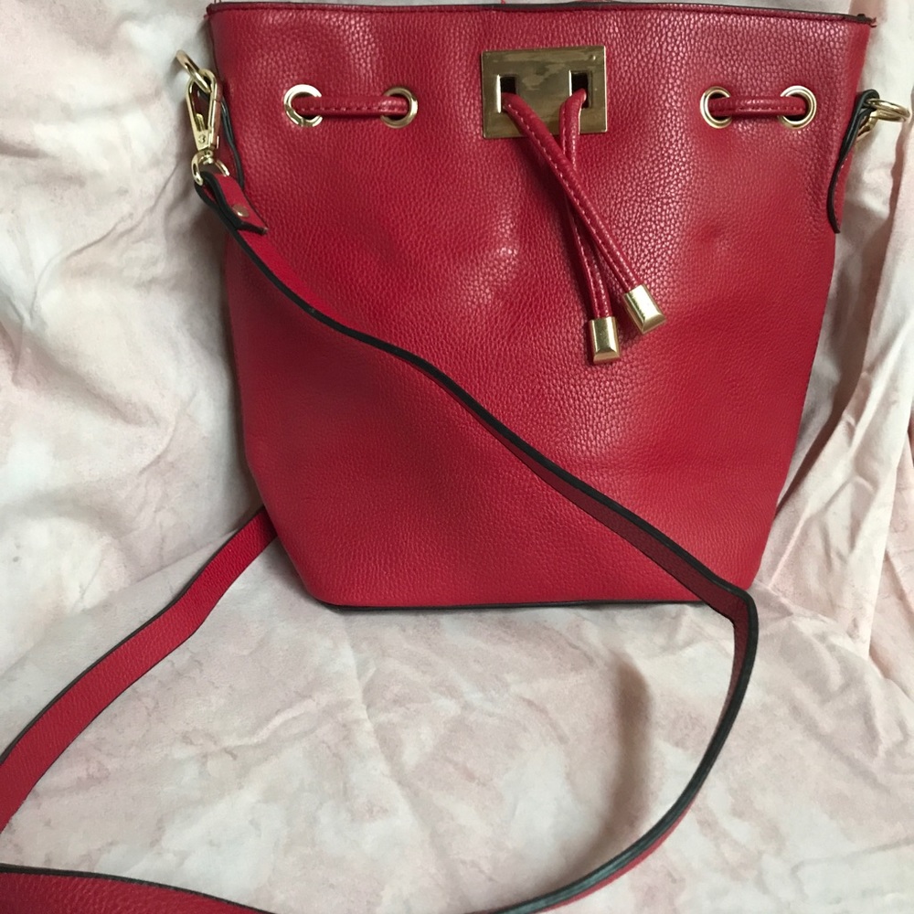 Red purse NEVER carried