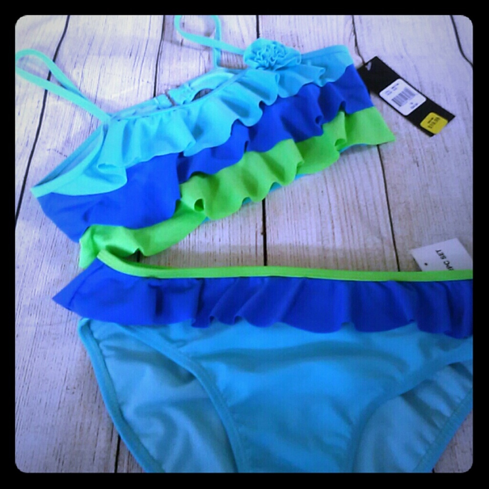 2 piece bathing suit NWT girls size 16/Jr 0