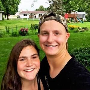 Meet your Posher, Dana