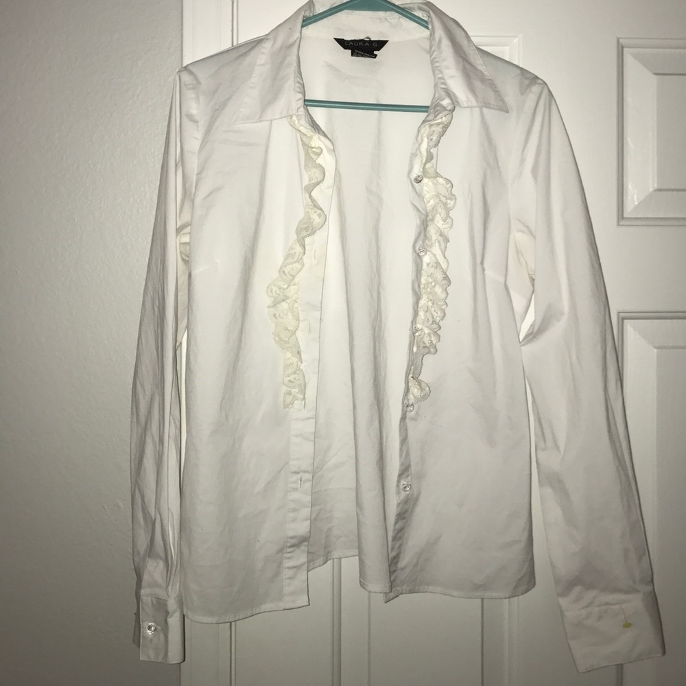 Laura g. Ruffled long sleeve