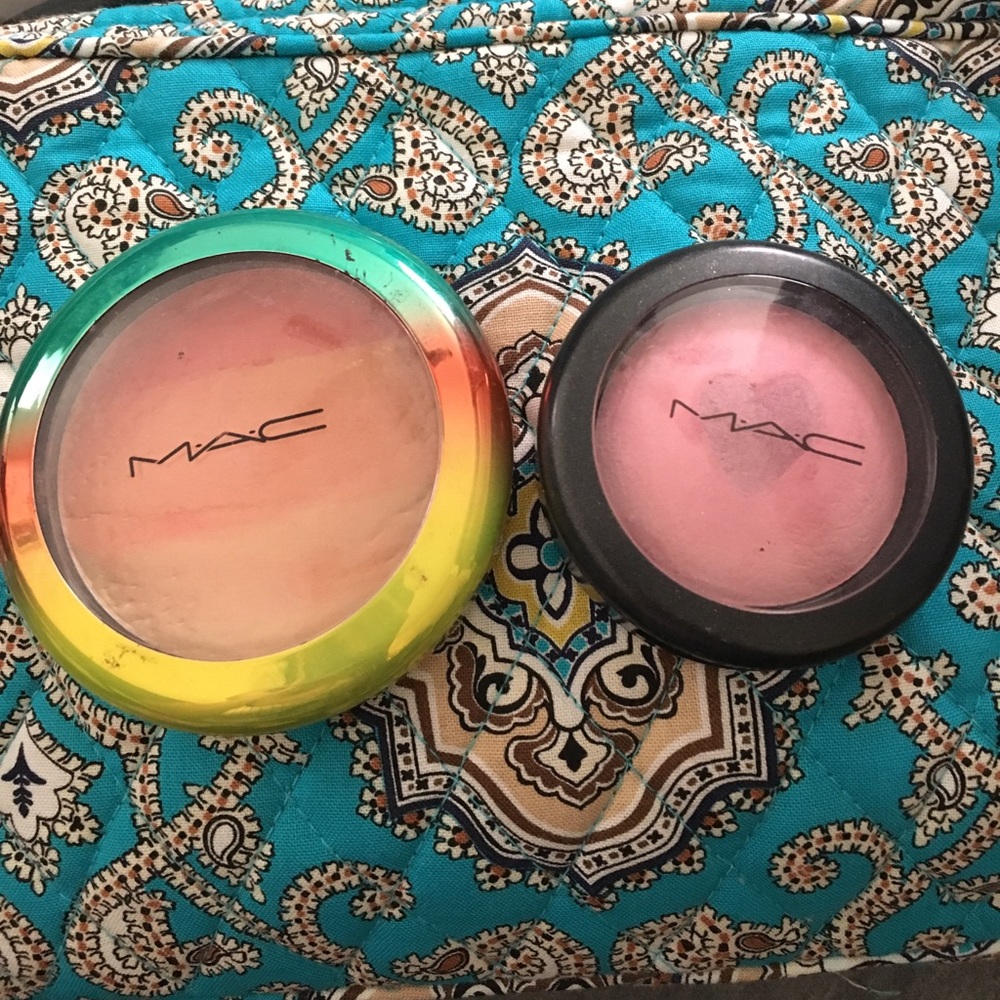 Mac high-light powder& giggly blush